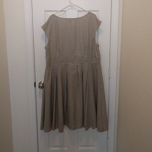 eshakti Dresses - Eshakti Houndstooth print dress in tan eshakti Dresses - Eshakti Houndstooth print dress in tan